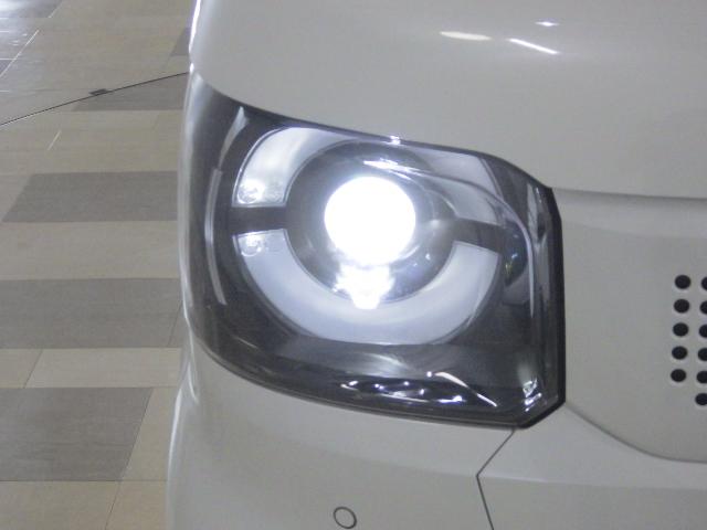 N-BOX ベースグレード 4.5点高評価 サンシェード内蔵大型ルーフC いまコレ+新品フロアマット付 コンビニフック付シートバックT オートリトラM 左右独立式リアセンターA 予約R/降車時オートドアR機能 リアシートR 禁煙(14枚目)