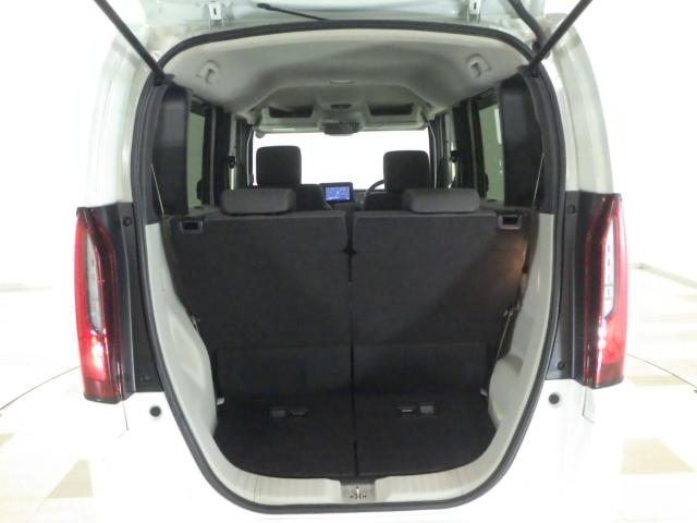 N-BOX ベースグレード 4.5点高評価 サンシェード内蔵大型ルーフC いまコレ+新品フロアマット付 コンビニフック付シートバックT オートリトラM 左右独立式リアセンターA 予約R/降車時オートドアR機能 リアシートR 禁煙(20枚目)