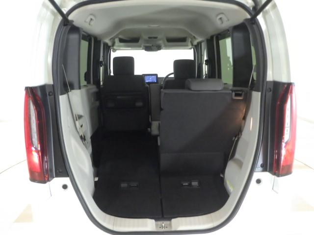N-BOX ベースグレード 4.5点高評価 サンシェード内蔵大型ルーフC いまコレ+新品フロアマット付 コンビニフック付シートバックT オートリトラM 左右独立式リアセンターA 予約R/降車時オートドアR機能 リアシートR 禁煙(22枚目)