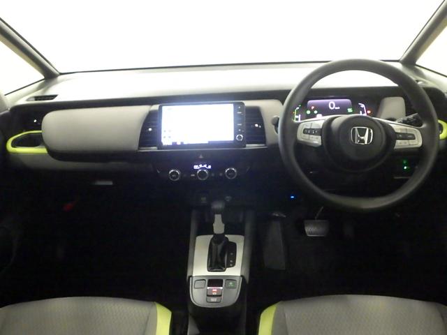 フィット e:HEVネス 9型プレミアムインターN 前後ドライブR ドアV USBジャック 純正16インチアルミW 専用アクセント2トーンボディC パーキングセンサーS LEDフォグL 照明付スマートフォンT 車両接近通報装置(15枚目)