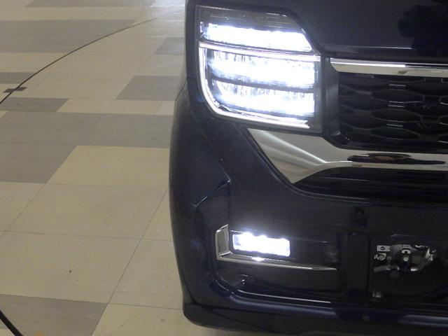 Ｎ－ＷＧＮカスタム Ｌ　スマホ連動前後ドライブレコーダー　プレミアムタイプフロアマット　ドアバイザー　ブラック塗装＋切削１４インチアルミホイール　オートリトラミラー　充電用ＵＳＢジャック（25枚目）