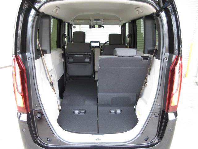 Ｎ－ＢＯＸ ベースグレード　５点高評価車　８型ホンダコネクトＮ　３カメラドライブＲ　前両席コンビニフック付シートバックＴ　オートリトラＭ　左右独立式リアセンターＡ　予約Ｒ　リアシートＲ　充電用ＵＳＢジャック　７インチＴＦＴ液晶Ｍ（28枚目）
