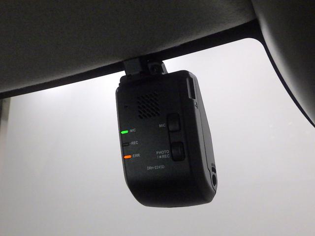 N-BOX ベースグレード 禁煙車 衝突軽減システム スマートキ- カーテンエアバック イモビライザー ECOモード 横滑り防止 オートクルーズ LEDヘッドライト キーフリー パワーステアリング ドライブレコーダー リアカメラ(3枚目)