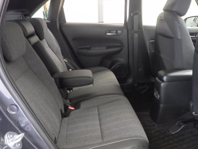 フィット e:HEVホーム 禁煙車 SD録音 BTA フルセグ USB 前後誤発進抑制機能 クリソナ 助手席エアバッグ 運転席エアバッグ 1オナ アイドリングストップ LEDライト バックカメラ ABS サイドエアバッグ VSA(16枚目)