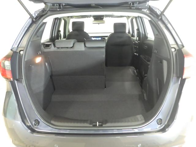 フィット e:HEVホーム 禁煙車 SD録音 BTA フルセグ USB 前後誤発進抑制機能 クリソナ 助手席エアバッグ 運転席エアバッグ 1オナ アイドリングストップ LEDライト バックカメラ ABS サイドエアバッグ VSA(19枚目)