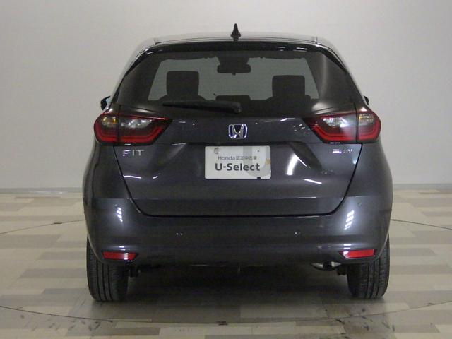 フィット e:HEVホーム 禁煙車 SD録音 BTA フルセグ USB 前後誤発進抑制機能 クリソナ 助手席エアバッグ 運転席エアバッグ 1オナ アイドリングストップ LEDライト バックカメラ ABS サイドエアバッグ VSA(22枚目)