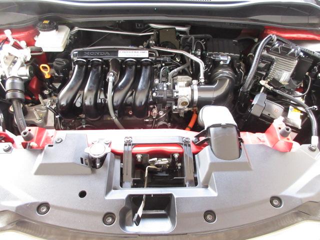 ヴェゼル ハイブリッドRS・ホンダセンシング 禁煙車 ナビ ETC Rカメラ フルセグ BTA USB HDMI フルオートエアコン 両席エアバック スマキー オートクルーズコントロール 衝突軽減ブレーキシステム 横滑り防止 キーフリー ドラレコ(20枚目)