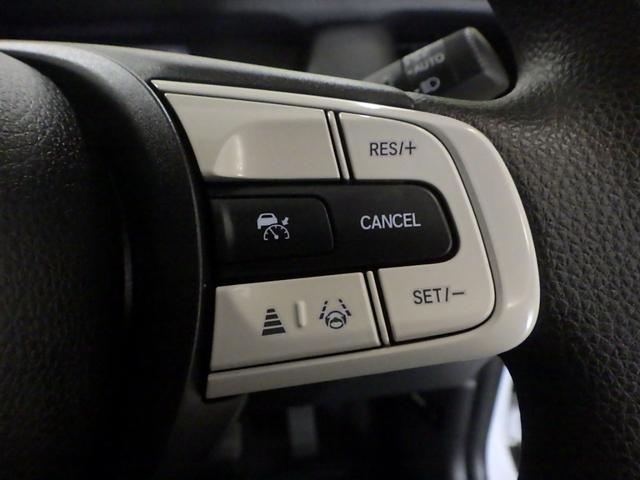 フィット ホーム 禁煙車 衝突軽減 リアカメラ ソナー USB接続 AAC 横滑り防止機能 サイドエアバック ワンオーナー車 LEDライト クルーズコントロール パワーウィンドウ スマキー DVD ナビTV ABS(10枚目)