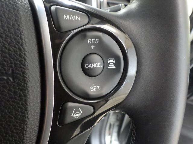 オデッセイ アブソルート・ホンダセンシング 禁煙車 360度カメラ クリアランスソナー LEDヘッドランプ 1オーナー iストップ フルセグテレビ キーフリー バックモニター ナビTV オートクルーズコントロール ウォークスルー オートエアコン(7枚目)