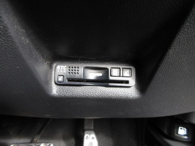 ＥＴＣ付！高速道路の料金所はキャッシュレスで通過です！サービスエリア等にあるスマートインターの出入りも利用可能でとっても便利☆ご納車後すぐにお使い頂けるようセットアップしてのお渡しとなります。