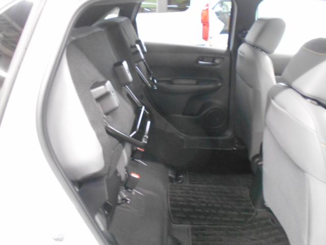 フィット e:HEVRS 禁煙車 エアバッグ ナビ&TV パワーウィンドウ 助手席エアバッグ Dレコ フルセグテレビ LEDヘッドランプ セキュリティアラーム フルオートエアコン ETC装備 スマートキ パワーステアリング(23枚目)