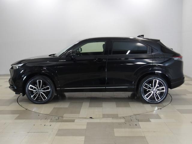 ヴェゼル ｅ：ＨＥＶＺ　禁煙車　衝突回避支援ブレーキ機能　１オナ　スマキ　Ｐトランク　フルオートエアコン　Ｄレコ　エアバッグ　両席エアバック　Ｒカメ　パワーウィンドウ　ＬＥＤランプ　ソナー　クルーズＣ　ナビ＆ＴＶ　ＵＳＢ（34枚目）