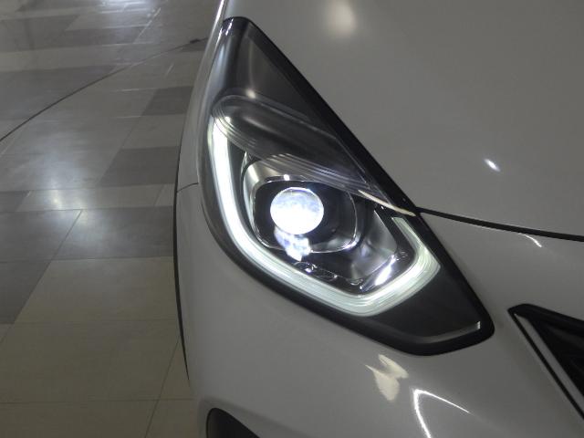 フィット e:HEVクロスター 禁煙車 ワンオーナー 純正ナビ 地デジ BTA リアカメラ ETC LED ドラレコ 衝突回避システム 1オーナー フルオートエアコン 整備記録簿 前後センサー エアバッグ サイドエアバック VSA(17枚目)