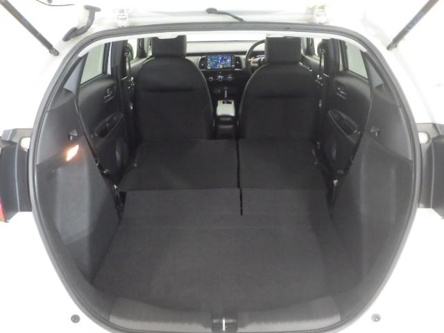 フィット ホーム 禁煙車 元当社デモカー 純正ナビ BTA リアカメラ ETC LED パーキングセンサー 記録簿 衝突軽減 ソナー USB接続 AAC 横滑り防止機能 サイドエアバック ワンオーナー車 スマキー(23枚目)