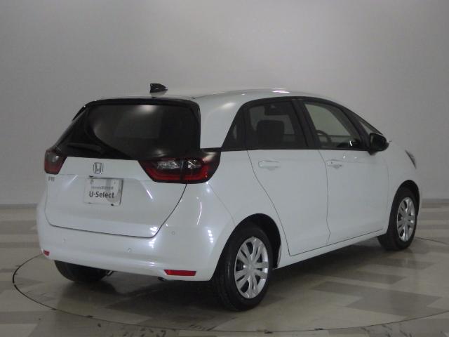 フィット ホーム 禁煙車 元当社デモカー 純正ナビ BTA リアカメラ ETC LED パーキングセンサー 記録簿 衝突軽減 ソナー USB接続 AAC 横滑り防止機能 サイドエアバック ワンオーナー車 スマキー(28枚目)