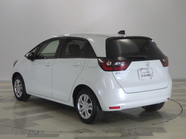 フィット ホーム 禁煙車 元当社デモカー 純正ナビ BTA リアカメラ ETC LED パーキングセンサー 記録簿 衝突軽減 ソナー USB接続 AAC 横滑り防止機能 サイドエアバック ワンオーナー車 スマキー(30枚目)