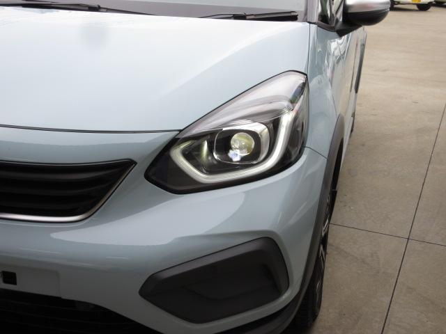 フィット e:HEVクロスター 禁煙車 ハイブリッド クロスター ナビ 前後ドラレコ ETC アルミホイール サーフブルー ホンダセンシング 渋滞追従機能 電動サイドブレーキ LEDヘッドライト 衝突回避システム 1オーナー(19枚目)