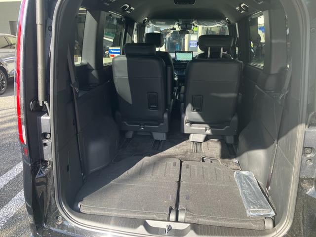 ステップワゴンスパーダ ｅ：ＨＥＶスパーダＧホンダセンシング　禁煙車　元試乗車　ハイブリッド　スパーダ　デカナビ　前後ドラレコ　マルチビューカメラ　ホンダセンシング　渋滞追従機能　ブラインドスポット　クリスタルブラック　パール　７人　クリアランスソナー　Ｂカメラ（19枚目）