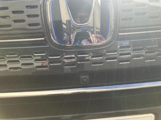 ステップワゴンスパーダ ｅ：ＨＥＶスパーダＧホンダセンシング　禁煙車　元試乗車　ハイブリッド　スパーダ　デカナビ　前後ドラレコ　マルチビューカメラ　ホンダセンシング　渋滞追従機能　ブラインドスポット　クリスタルブラック　パール　７人　クリアランスソナー　Ｂカメラ（24枚目）