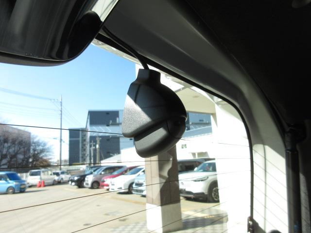 N-BOXカスタム L 禁煙車 カスタム 特別仕様車 L STYLE+ BLACK ホンダセンシング 両側パワースライドドア ブラックアルミホイール 運転席助手席シートヒーター スマ-トキ- ナビTV キーレスエントリー(6枚目)