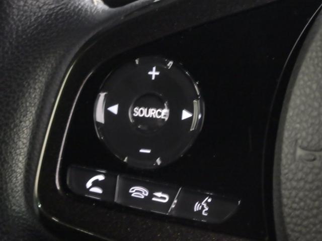 N-BOXカスタム G・Lターボホンダセンシング いまコレ+ 禁煙車 カスタムターボ ナビ 前後ドラレコ ETC 両側パワースライドドア オートリトラミラー サイドエアバッグ アルミホイール シートヒーター プラチナホワイトパール Bモニタ VSA(9枚目)