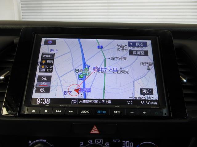 フィット ホーム　禁煙車　ワンオーナー　純正ナビ　ＢＴＡ　リアカメラ　ＥＴＣ　ＬＥＤ　ドラレコ　衝突軽減ブレーキ　クリアランスソナー　フルセグＴＶ　記録簿付　エアバッグ　ｉストップ　スマ－トキ－　盗難防止装置　ＤＶＤ（3枚目）