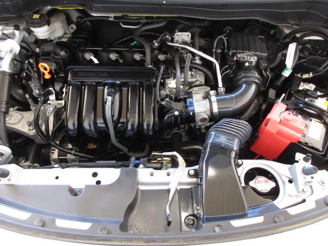 フィット ホーム　禁煙車　ワンオーナー　純正ナビ　ＢＴＡ　リアカメラ　ＥＴＣ　ＬＥＤ　ドラレコ　衝突軽減ブレーキ　クリアランスソナー　フルセグＴＶ　記録簿付　エアバッグ　ｉストップ　スマ－トキ－　盗難防止装置　ＤＶＤ（19枚目）