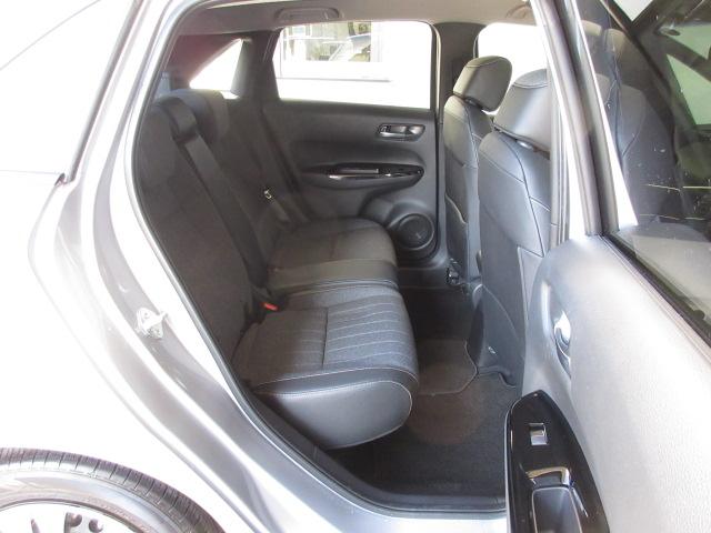 フィット ホーム　禁煙車　ワンオーナー　純正ナビ　ＢＴＡ　リアカメラ　ＥＴＣ　ＬＥＤ　ドラレコ　衝突軽減ブレーキ　クリアランスソナー　フルセグＴＶ　記録簿付　エアバッグ　ｉストップ　スマ－トキ－　盗難防止装置　ＤＶＤ（21枚目）