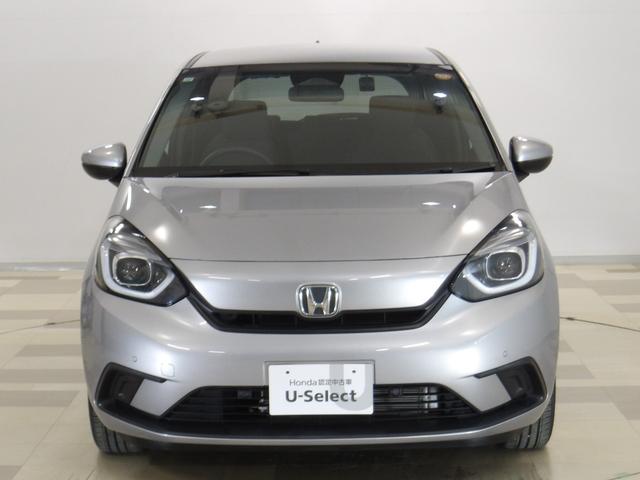 フィット ホーム　禁煙車　ワンオーナー　純正ナビ　ＢＴＡ　リアカメラ　ＥＴＣ　ＬＥＤ　ドラレコ　衝突軽減ブレーキ　クリアランスソナー　フルセグＴＶ　記録簿付　エアバッグ　ｉストップ　スマ－トキ－　盗難防止装置　ＤＶＤ（30枚目）