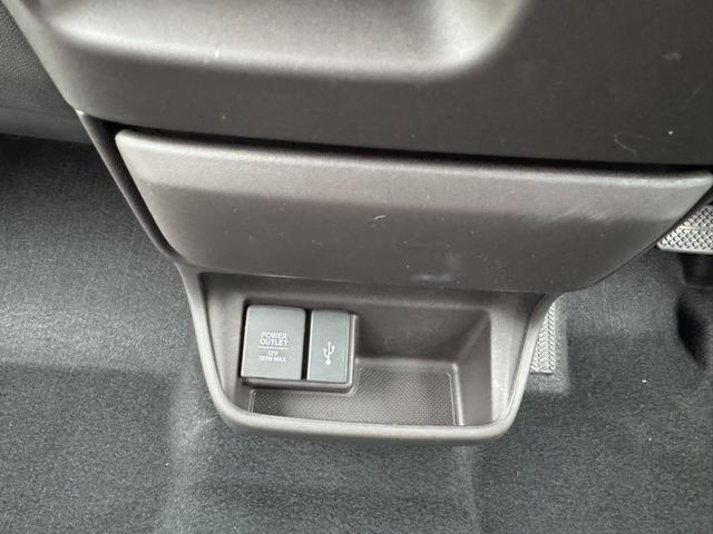 フリード+ハイブリッド ハイブリッドG 禁煙車 ハイブリッドG 5人乗り ナビ 前後ドラレコ ETC 両側パワースライドドア ホンダセンシング USB シルバーミストグリーン 1オナ サイドカーテンエアバック オートクルーズコントロール(11枚目)