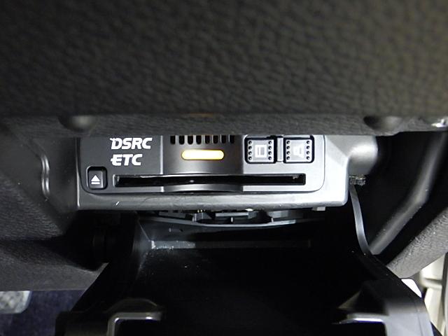 アコードハイブリッド ＥＸ　禁煙車　スマートキー　純正ナビ　リアカメラ　ドアバイザーパワーシート　シートヒーター　純正アルミＬＥＤヘッドライト　ＥＴＣ　リヤカメラ　衝突被害軽減ブレーキ　パワーウィンドウ　地デジ　盗難防止装置（14枚目）