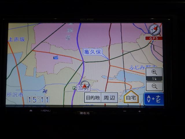 フィット 13G・Lパッケージ 禁煙車 社外ナビ リアカメラ スマートキー ETC LEDヘッドライト 安心パッケージ 軽減ブレーキ 盗難警報装置 Bカメ Sキー フルセグ フルオートエアコン 整備記録簿 ナビTV リモコンキー(2枚目)