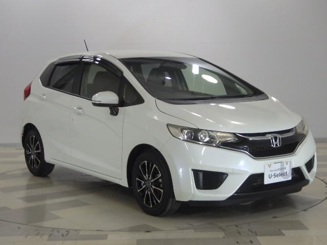フィット 13G・Lパッケージ 禁煙車ナビ リアカメラ スマートキー 社外アルミ LEDヘッドライト ETC 安心パッケージ ドアバイザー 軽減ブレーキ 盗難警報装置 Bカメ Sキー フルセグ フルオートエアコン 整備記録簿 USB(25枚目)
