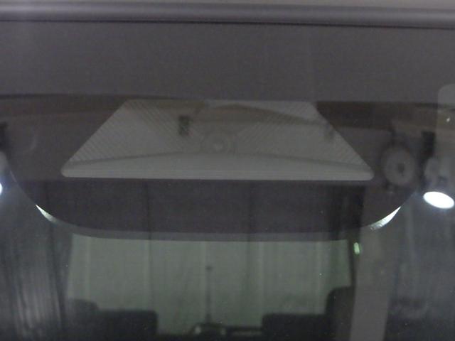 N-BOXカスタム ベースグレード 当社元デモカー仕様車 禁煙車 LEDヘッドライト リアカメラ スマートキー ETC 純正アルミ 前後ドラレコ W電動ドア USB接続 CMBS Dレコ 1オーナー ベンチシート オートエアコン ESC(10枚目)