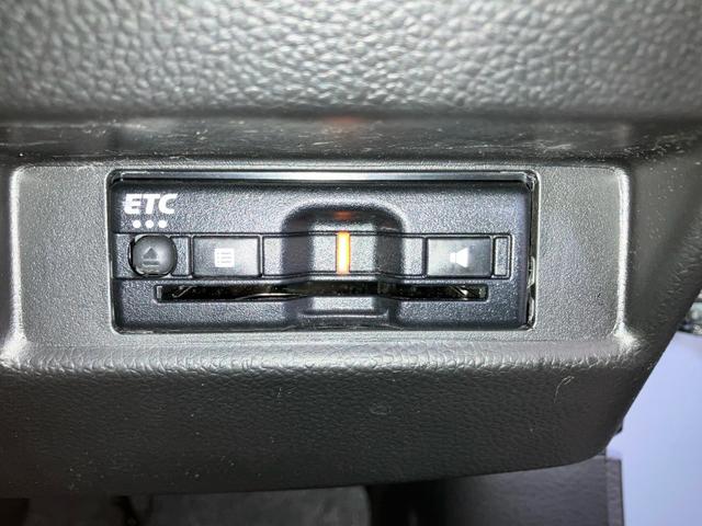 ワゴンＲ ＦＸ　禁煙　５速マニュアル　ストラーダナビ　追突被害軽減ブレーキ　シートヒーター　スマートキー　Ｂｌｕｅｔｏｏｔｈ　ＵＳＢ　地デジ　ＣＤ／ＤＶＤ　横滑り防止装置　ＥＴＣ　６．５７１Ｋｍ　弊社下取り　４．５点（17枚目）
