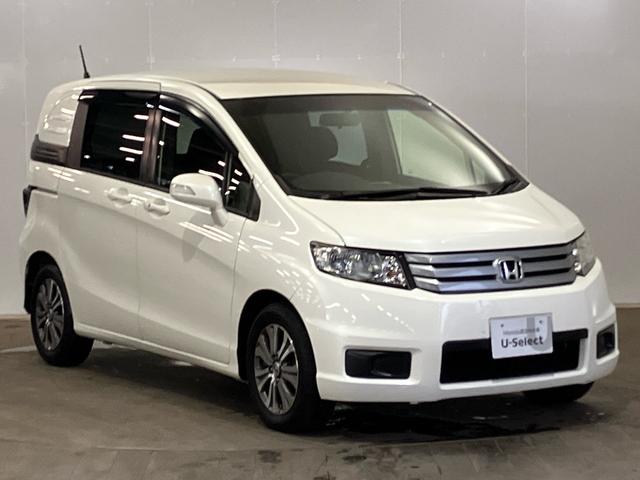 フリードスパイク GL 禁煙 ストラーダナビ 両側電動スライドドア スマートキー リアカメラ ETC クルーズコントロール 横滑り防止装置 弊社下取り車 純正アルミ 地デジ CD/DVD フルオートエアコン 記録簿付き(30枚目)