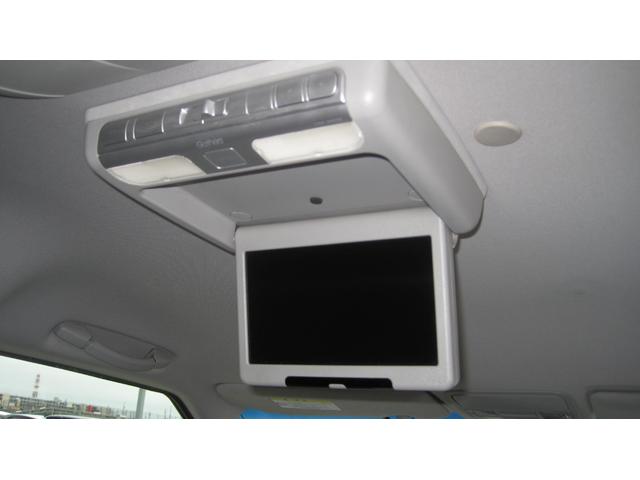 エリシオン GエアロHDDナビスペシャルパッケージ 禁煙 弊社下取り車 純正HDDナビ リアモニタ 両側電動スライドドア リアカメラ キーレスエントリーキー ミュージックサーバー CD/DVD 記録簿付き 17インチアルミ フルオートエアコン ETC(4枚目)