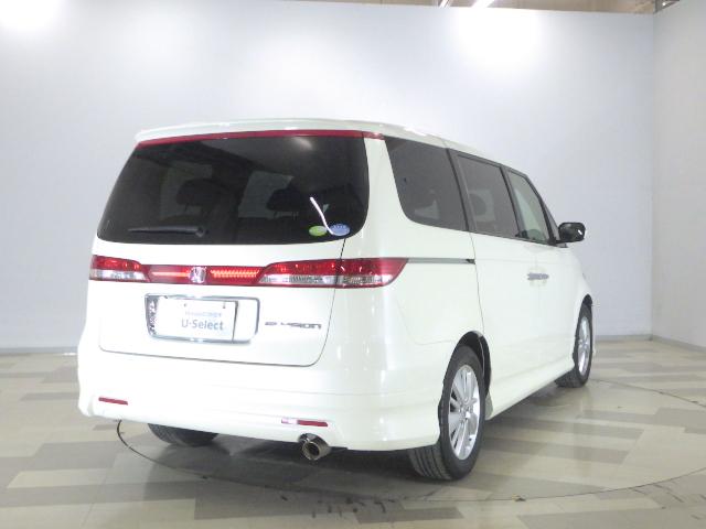 エリシオン GエアロHDDナビスペシャルパッケージ 禁煙 弊社下取り車 純正HDDナビ リアモニタ 両側電動スライドドア リアカメラ キーレスエントリーキー ミュージックサーバー CD/DVD 記録簿付き 17インチアルミ フルオートエアコン ETC(7枚目)