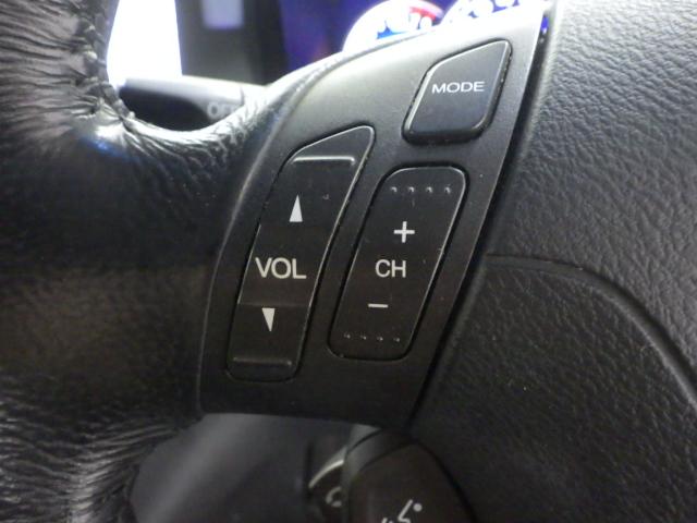 エリシオン GエアロHDDナビスペシャルパッケージ 禁煙 弊社下取り車 純正HDDナビ リアモニタ 両側電動スライドドア リアカメラ キーレスエントリーキー ミュージックサーバー CD/DVD 記録簿付き 17インチアルミ フルオートエアコン ETC(16枚目)