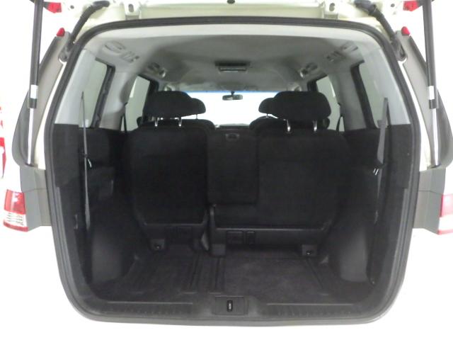 エリシオン GエアロHDDナビスペシャルパッケージ 禁煙 弊社下取り車 純正HDDナビ リアモニタ 両側電動スライドドア リアカメラ キーレスエントリーキー ミュージックサーバー CD/DVD 記録簿付き 17インチアルミ フルオートエアコン ETC(23枚目)