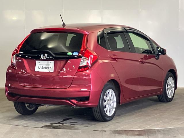 弊社のお客様からのワンオーナーの下取り車で入荷しました。弊社の整備記録も有るので、安心してお乗り頂けるお車です！