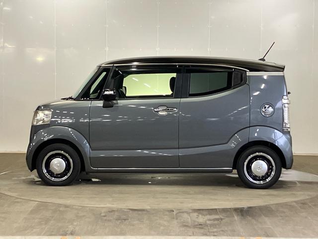 外装には経過年数相応のキズや色褪せ等がございますが、大きく目立つものではございません。内外装ともにコンディション良好なお車です。