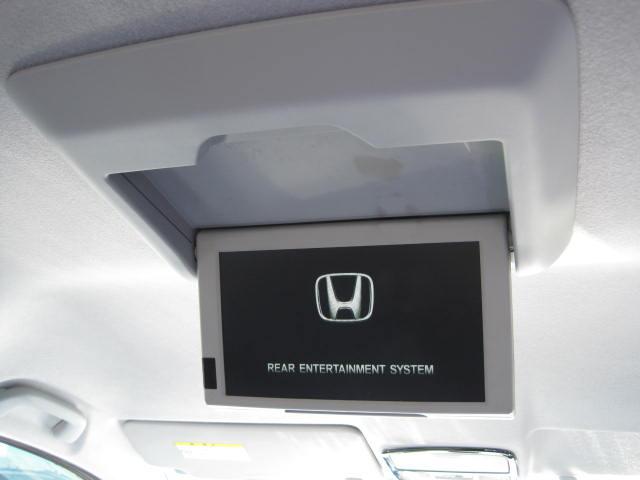 ステップワゴンスパーダ Z インターナビセレクション 4WD 純正HDDナビ リア席モニター 両側電動ドア 弊社下取りワンオーナー車 後期 スマートキー 2列目ベンチシート ミュージックサーバー CD/DVD 地デジ リアカメラ ETC VSA ABS(4枚目)