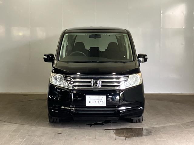 弊社のお客様からのワンオーナーの下取り車で入荷しました。弊社の整備記録も有るので、安心してお乗り頂けるお車です！