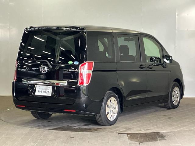 エンジンルーム・足まわり・下まわり・等の点検など「Ｈホンダ中古車商品化整備基準に基づいた点検整備に加え、エアコンの効き具合、パワーウインドウ・パワードアロックの作動確認など、徹底チェックを行います。