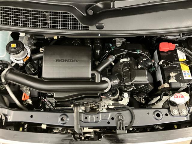 車検整備付きです。整備時にはエンジンオイル、オイルフィルター、ワイパーラバーなど、消耗品の交換も致します