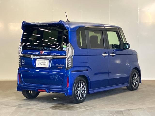 N-BOXカスタム G・EXターボホンダセンシング 純正8intナビ Rカメラ 無限フルエアロ 無限アルミ センシング 両側電動ドア スマートキー 弊社下取り車 Bluetooth USB ミュージックサーバー ETC 追突被害軽減ブレーキ ACC(8枚目)