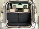 【ラゲッジスペース】ラケッジスペースは四角く、高さ・奥行きが有るので、4人乗っても、十分なスペースが有ります!