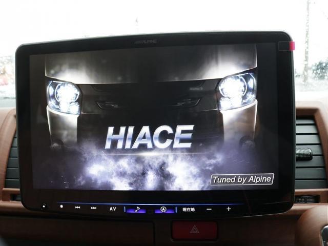 ハイエースバン ロングスーパーGL オリジナルフロントバンパーオリジナルオーバーフェンダーオリジナルLEDテールオリジナル16インチアルミオープンカントリー16インチタイヤアルパインBIG-X11インチナビビルトインETC2.0装備(3枚目)