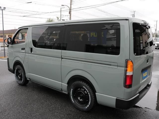 ハイエースバン ロングスーパーGL オリジナルフロントバンパーオリジナルオーバーフェンダーオリジナルLEDテールオリジナル16インチアルミオープンカントリー16インチタイヤアルパインBIG-X11インチナビビルトインETC2.0装備(8枚目)